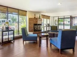 Holiday Inn Express Denver Central - North
