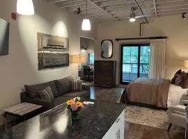 Downtown Suite with Balcony