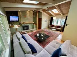Spacious & Stylish West Coast Contemporary House