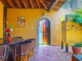 Hotel Casamar Suites