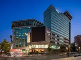 Beijing New World Centre Tongpai Hotel