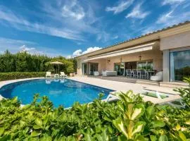 Contemporary Villa Near Palma De Mallorca