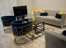 5-Bedroom Spacious Townhouse