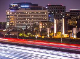 Hyatt Regency Irvine, מלון באירווין