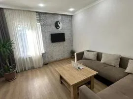 Relaks house