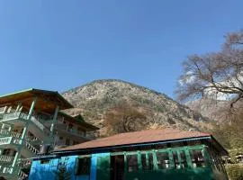 Fusion Guest House & Cafe- Chalal