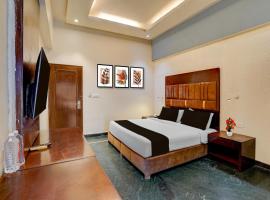Super L'Elegant Hotel & Banquet Nearest Vaishali Metro Station, khách sạn ở Ghaziabad