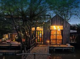 Amphawa Hideaway, hotel v destinaci Amphawa