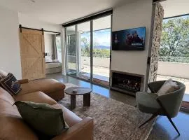 Loveland Penthouse Luxe Lakeside Escape