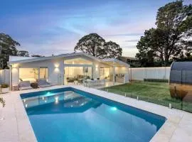 Casa Bianca - Fireplace with Swimming Pool