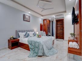 Noida में, होटल Restin Hotel - Spectrum Mall Road - Sector 101
