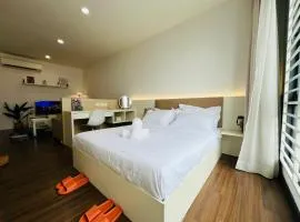 Silk Sky Seri Kembangan by DeUrban