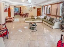 Nyali BeachLuxe 3bdr Pool Beach-Access