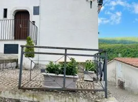 Borgo Izzo 2