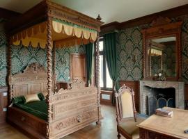 Château des Bérangers, готель у місті Chaptuzat