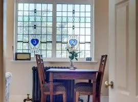 Carnegie Library: Shakespeare Apartment 3 Bedroom