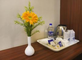 Viesnīca Super Hotel O S Grand Bolarum pilsētā Hakīmpet