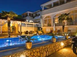 Apartments Sun Dance 2 with heated Pool