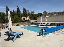Nid douillet, grande piscine et voie verte