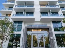 Dolce by Wyndham Miami Beach