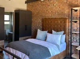 Red Robin Guesthouse
