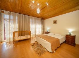 DM Turismo Rural Room 5, хотел в Campo