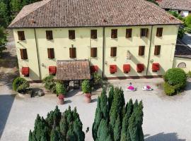 Hotel Antico Casale, ξενοδοχείο σε Vigarano Mainarda