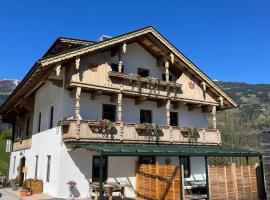 Der Waidachhof Zillertal, khách sạn ở Hainzenberg