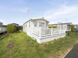 3 Bedroom Mersea Beach Retreat-Getaway by the Sea