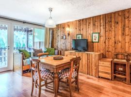 Apartment Fienili di Brenta 13 by Interhome, хотел в Мадона ди Кампильо