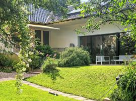 Holiday Home Ferienbungalow Anne by Interhome: Wadern şehrinde bir otel