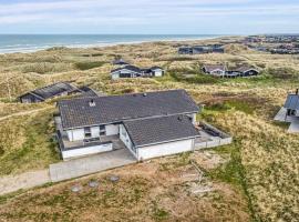 Holiday Home Hilmer - 180m from the sea by Interhome, hotelli kohteessa Løkken