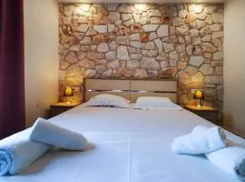 Vicktoria Deluxe Apartments with 2 Bedrooms