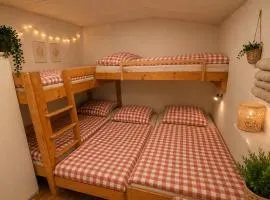 Chatka Rúbaň "zážitkové ubytovanie"