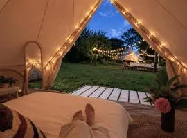 The Ozorian Glamping