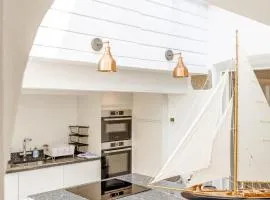 Dunstanville Terrace