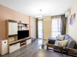 Cozy 1BR w/ Terrace | Family Friendly