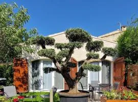 Cocooning et Charmante Maisonnette Provençale, avec Extérieurs privatifs et Accès Piscine
