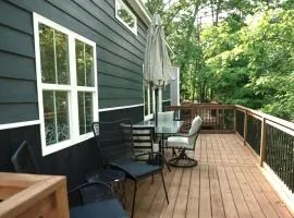 Big Sky - Perfect 2-bedroom Tiny Home in lovely Anderson on Lake Hartwell