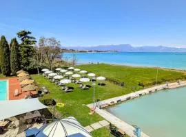 Yachting Hotel Mistral