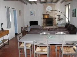 Gîte LES DOUCESHEURES 3 chambres 8pers