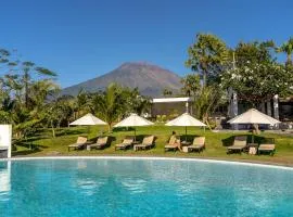 Palm Springs Bali Dive Resort