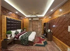 The Jumeirah Resort Srinagar A Boutique Hotel