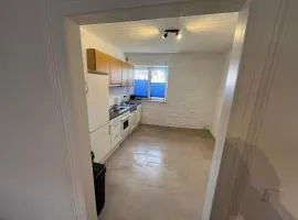 Haus mit 6 Zimmern, 2 Parkplätzen nähe Alzey