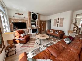 Appart 10 pers - Lille Lambersart - Parking & Terrasses, hotel i Lambersart