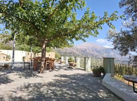 Aravanes, hotel en Thrónos
