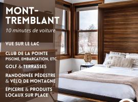 Lakefront Studio with Resort Mountain View, Hotel in Lac-Supérieur