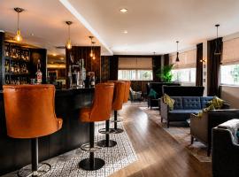 Ramada Hotel & Suites by Wyndham Coventry, hotel in Coventry