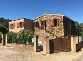Gîte en pierres locales