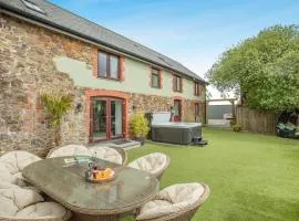 6 Bed in Holsworthy oc-s41430